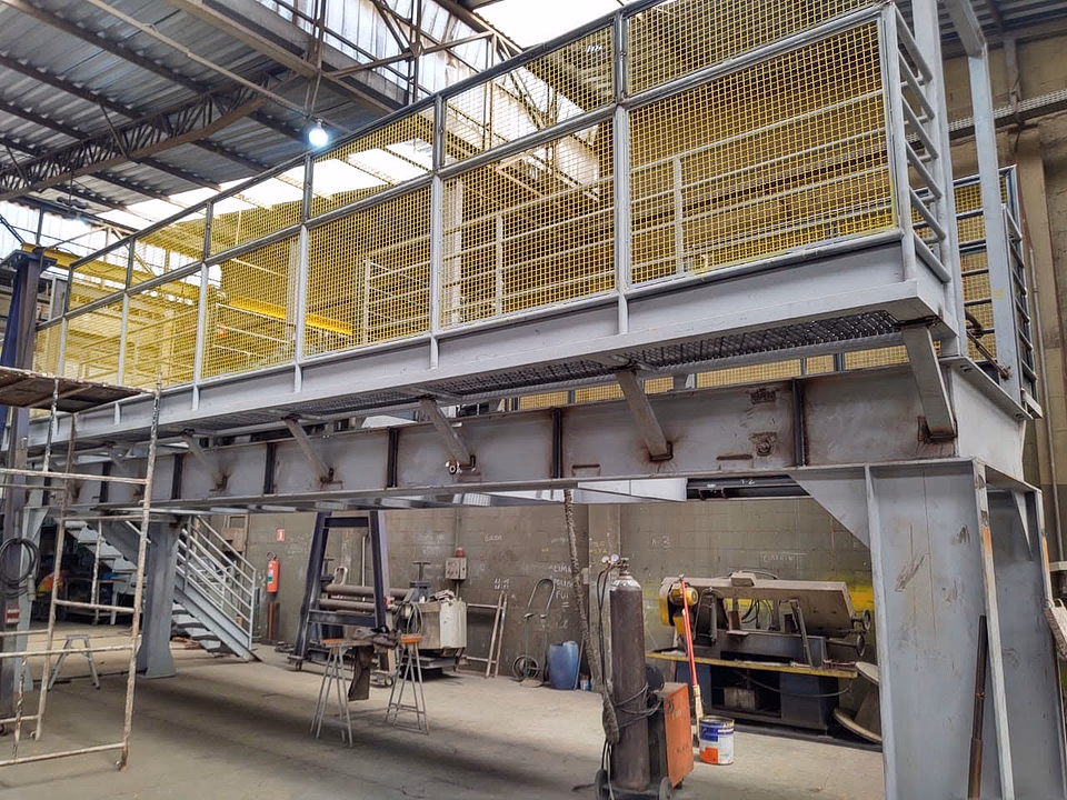 Processo de soldagem em estrutura metálica