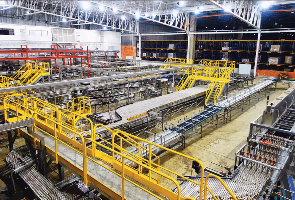 Estrutura industrial montada com precisão